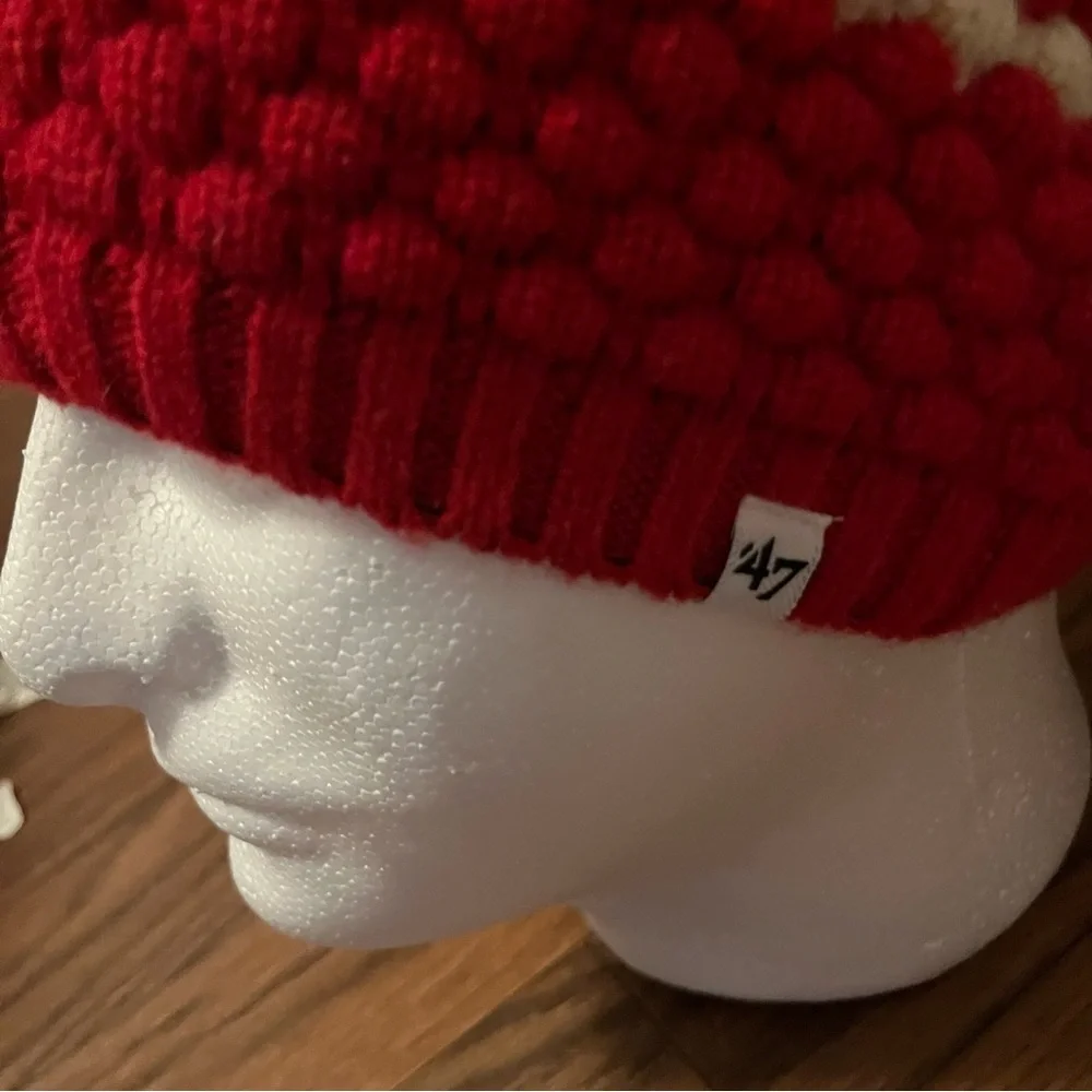 Detroit Pistons 47 Brand‎ Winter Knit Pompom Hat Womens Basketball